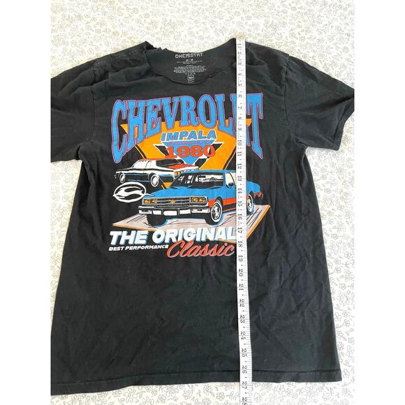 Chevrolet Impala 1980 Graphic T-Shirt Men’s Size M crop neck - Picture 5 of 6
